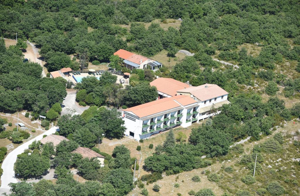 Hotel Les Persedes Lavilledieu  المظهر الخارجي الصورة