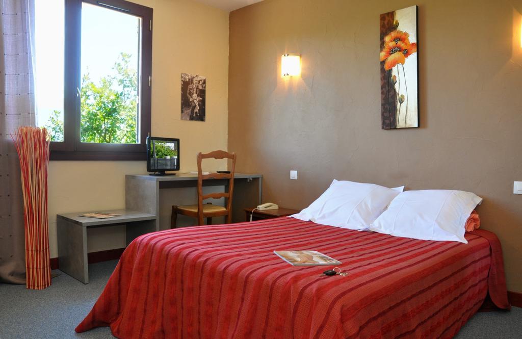 Hotel Les Persedes Lavilledieu  المظهر الخارجي الصورة