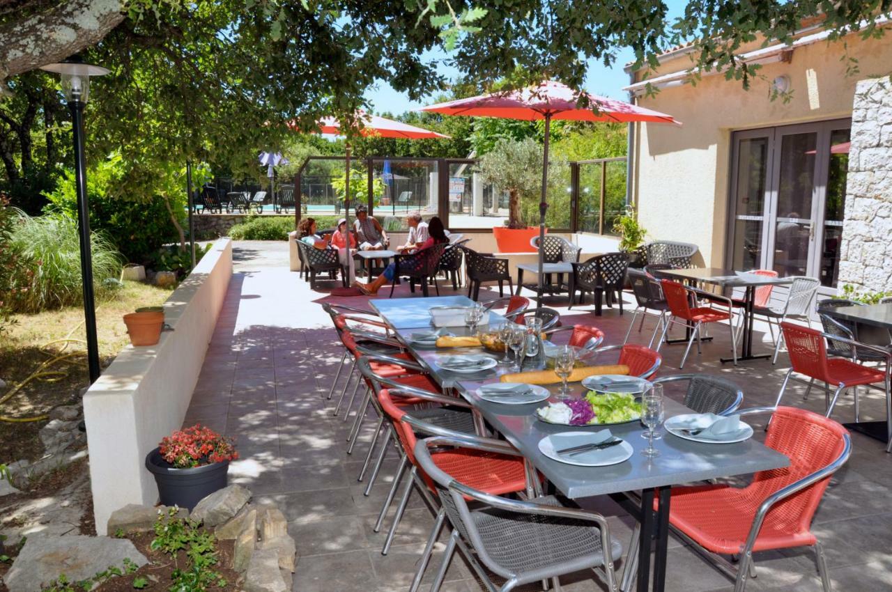 Hotel Les Persedes Lavilledieu  المظهر الخارجي الصورة