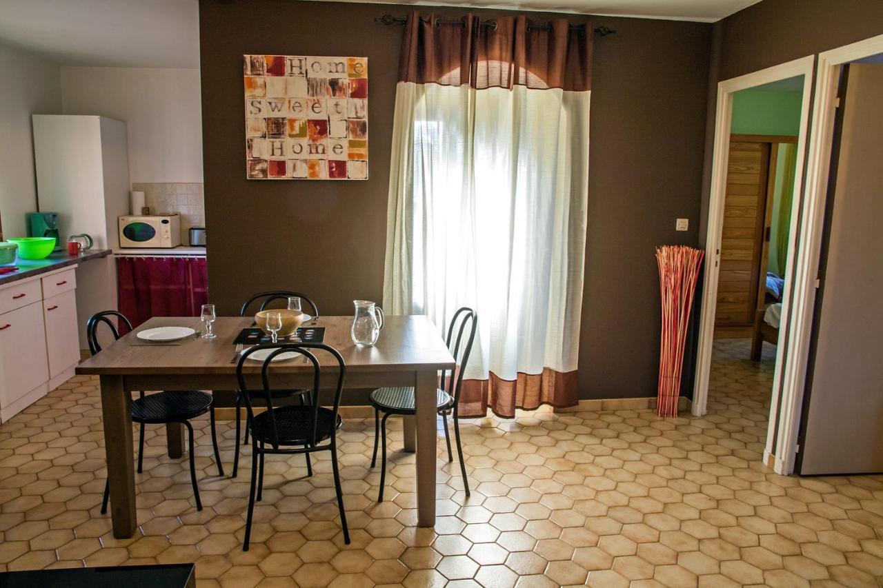 Hotel Les Persedes Lavilledieu  المظهر الخارجي الصورة